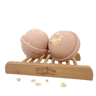 Oat Milk & Honey Bath Bomb